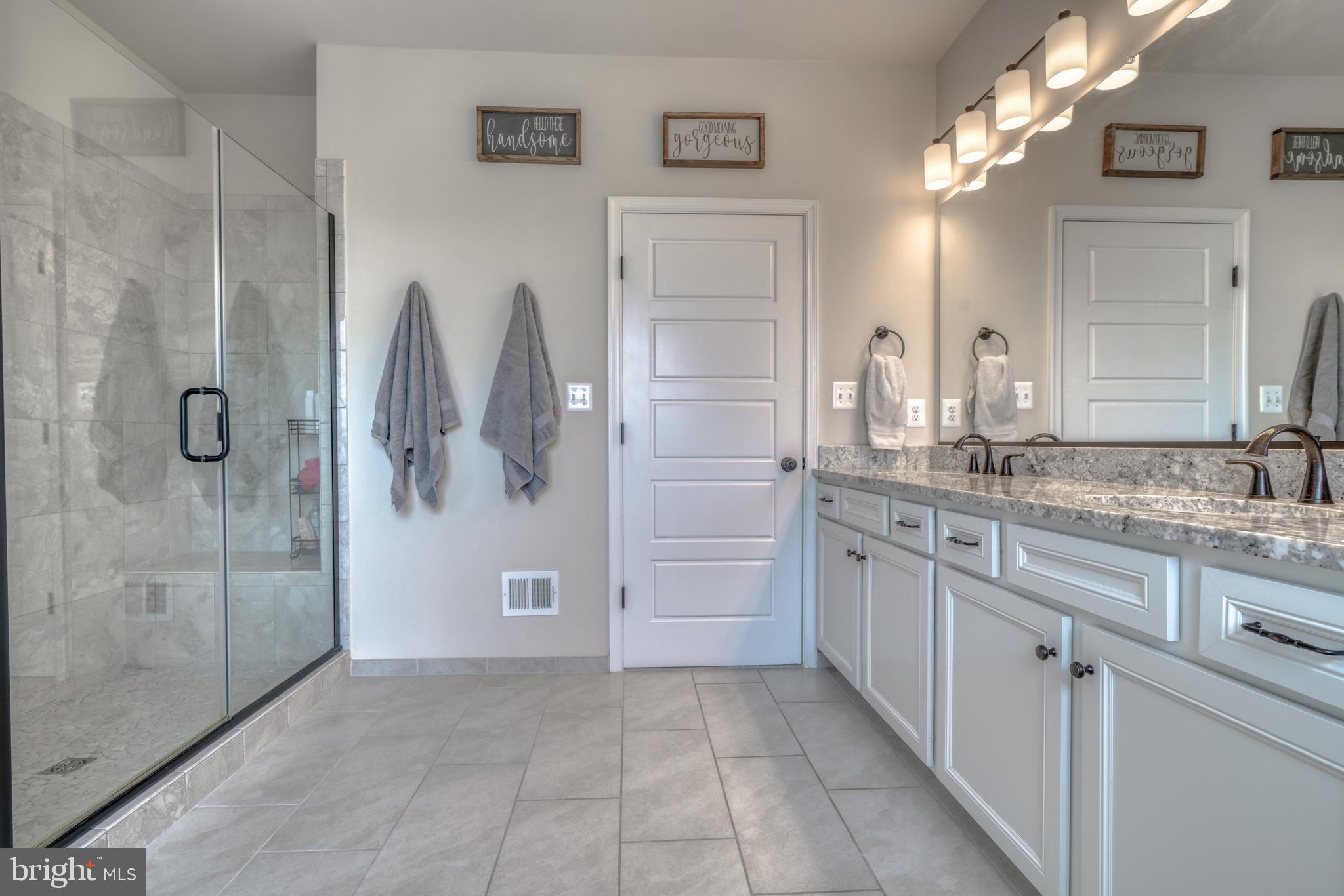 1270 Spanish Oak Way