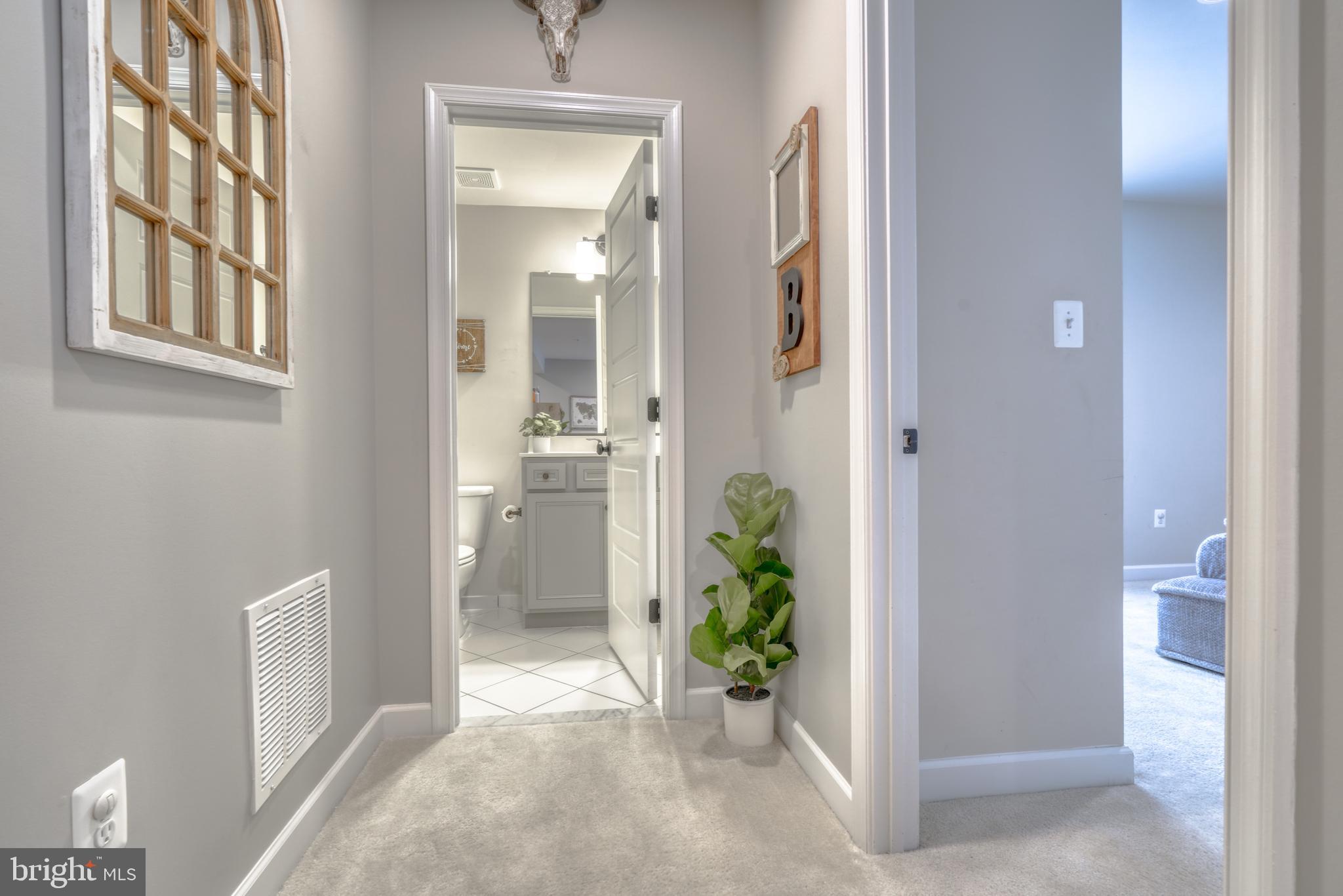 1270 Spanish Oak Way