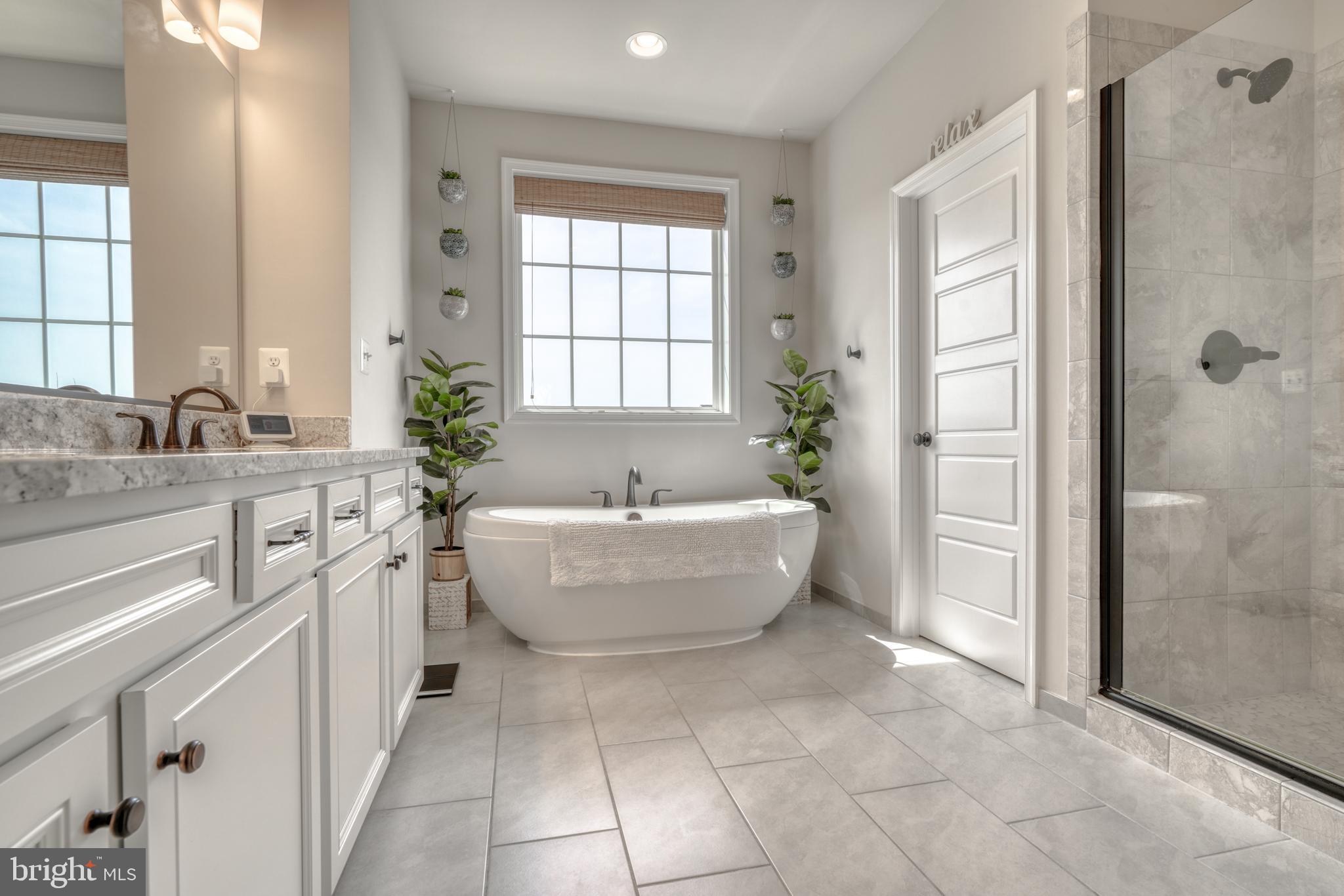 1270 Spanish Oak Way