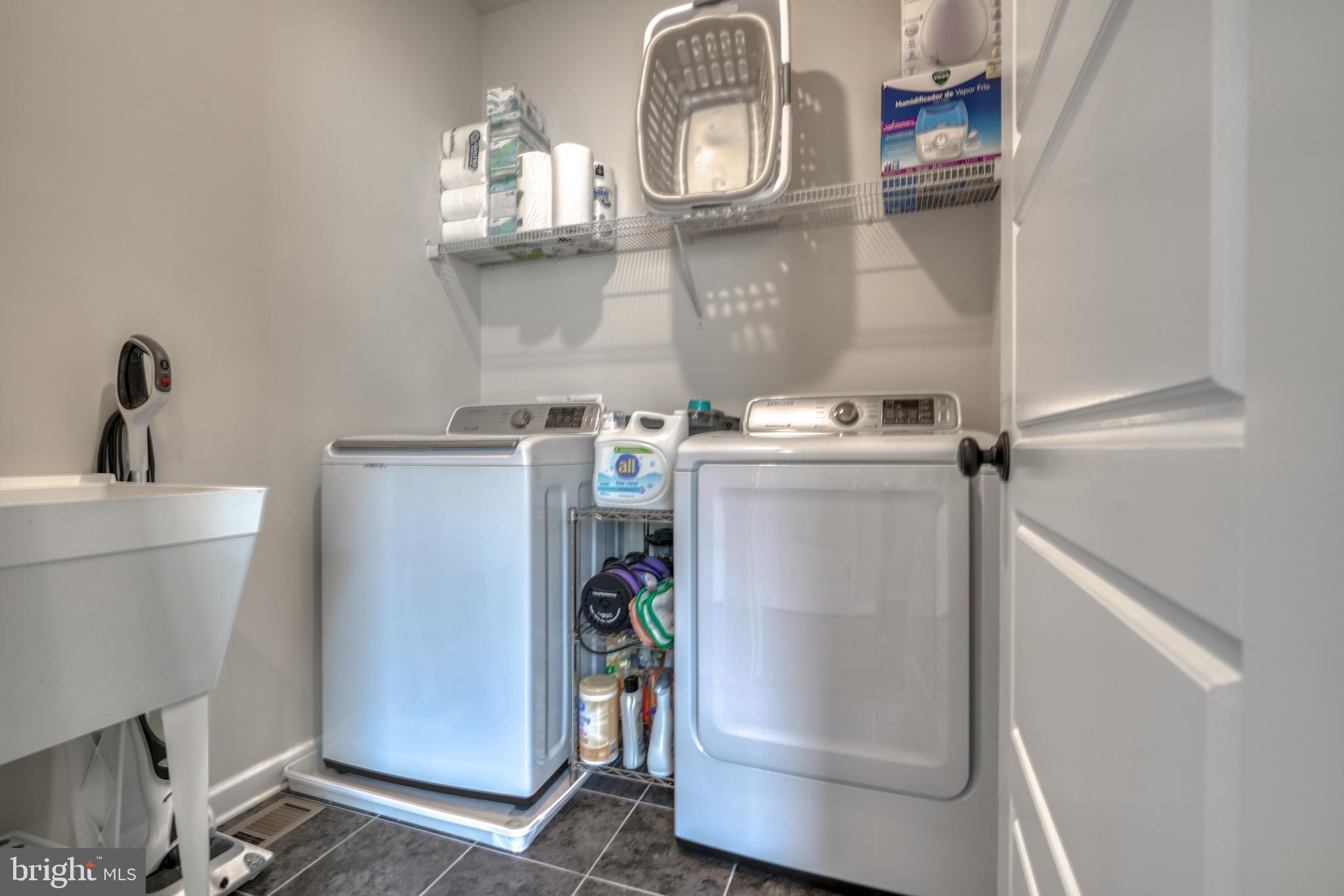 1270 Spanish Oak Way