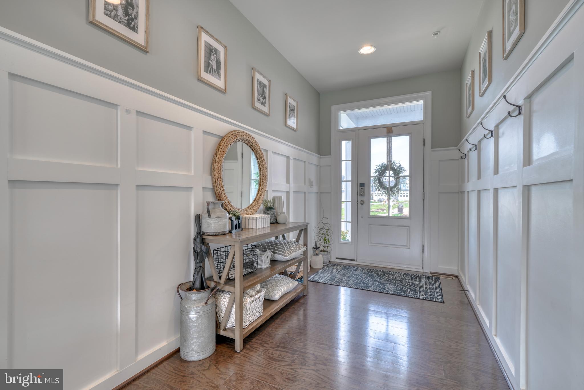 1270 Spanish Oak Way