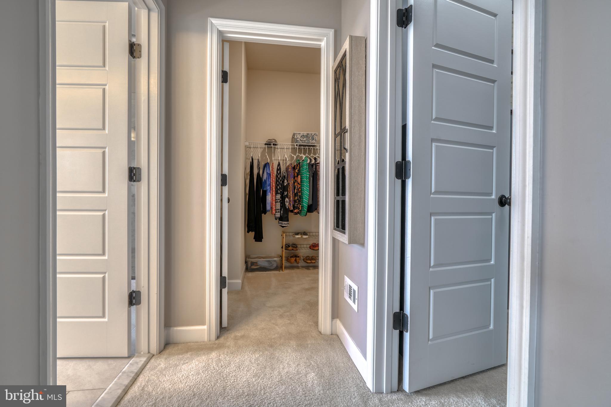 1270 Spanish Oak Way