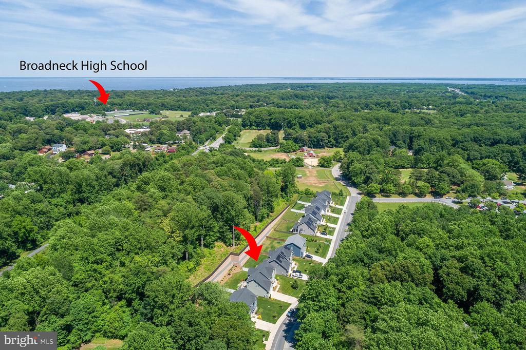 552 Broadneck Rd