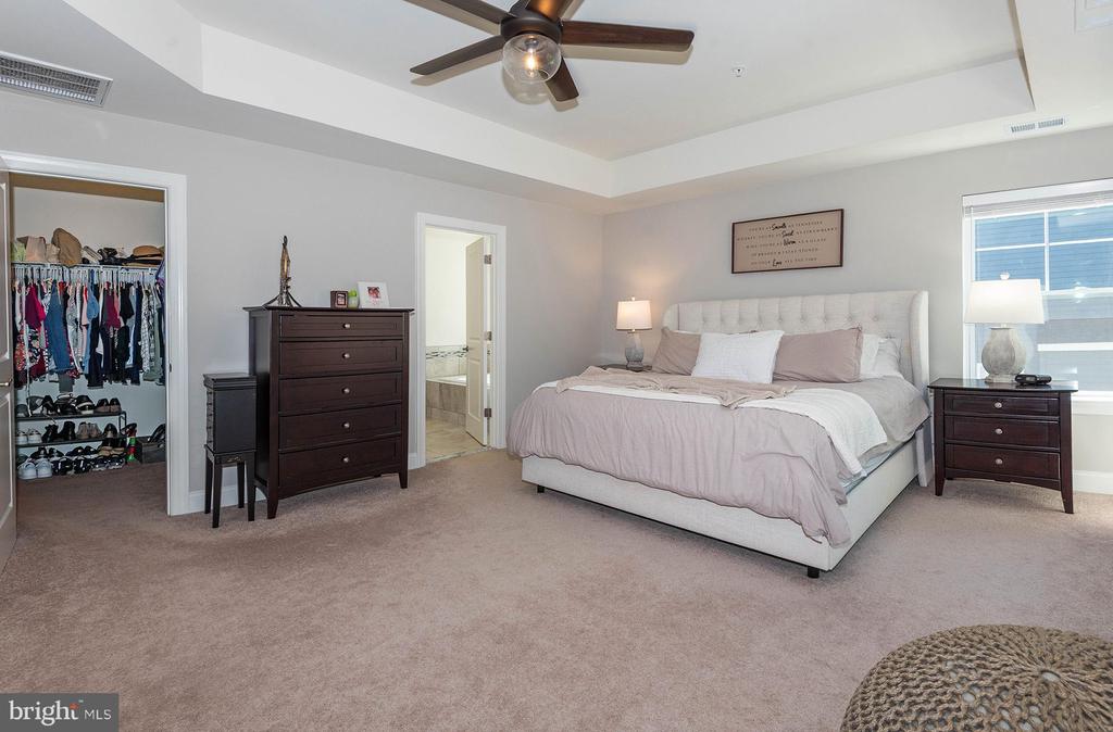 552 Broadneck Rd