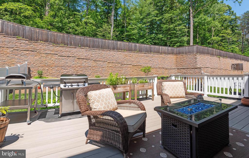 552 Broadneck Rd