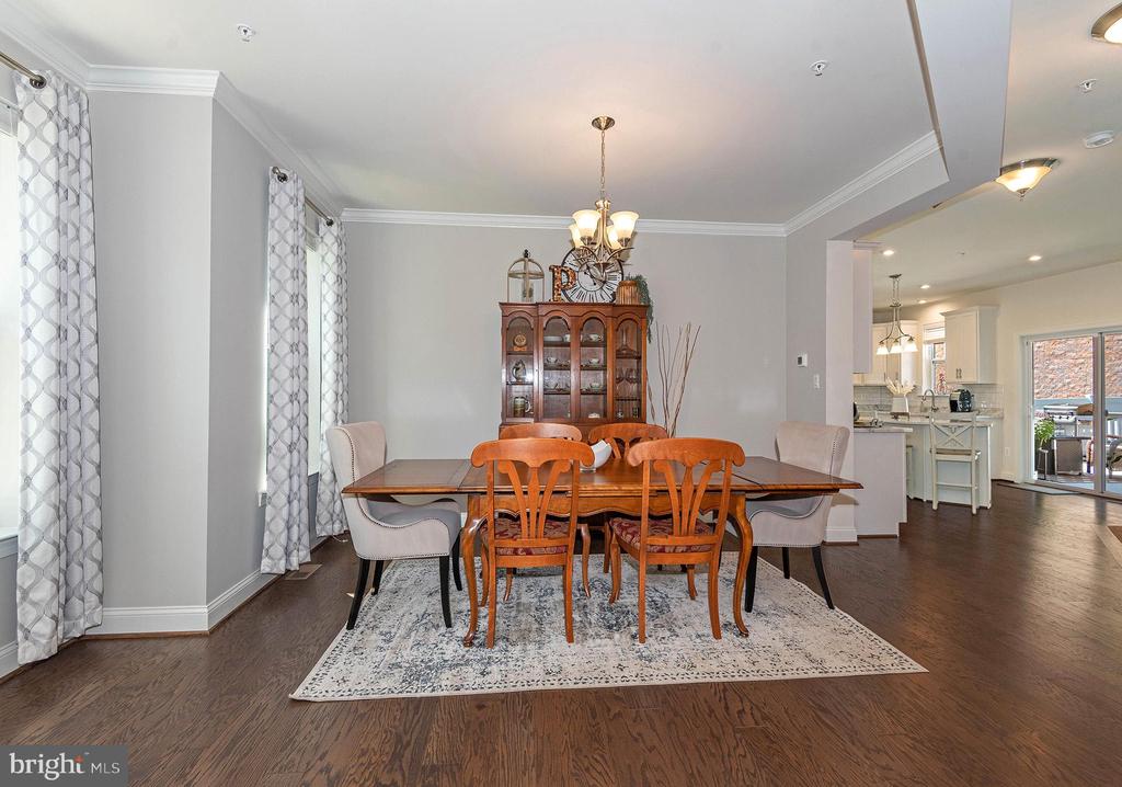 552 Broadneck Rd