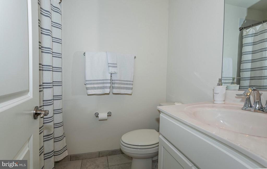 552 Broadneck Rd
