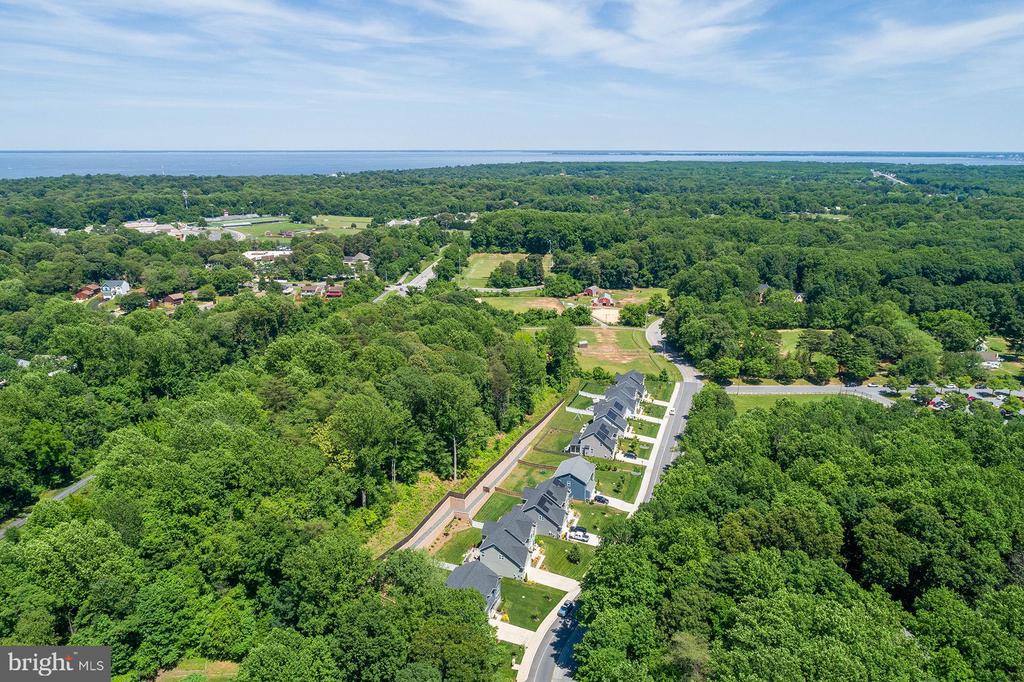 552 Broadneck Rd