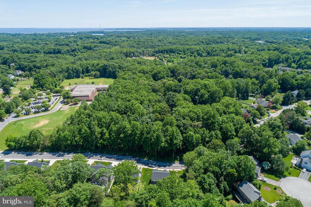 552 Broadneck Rd