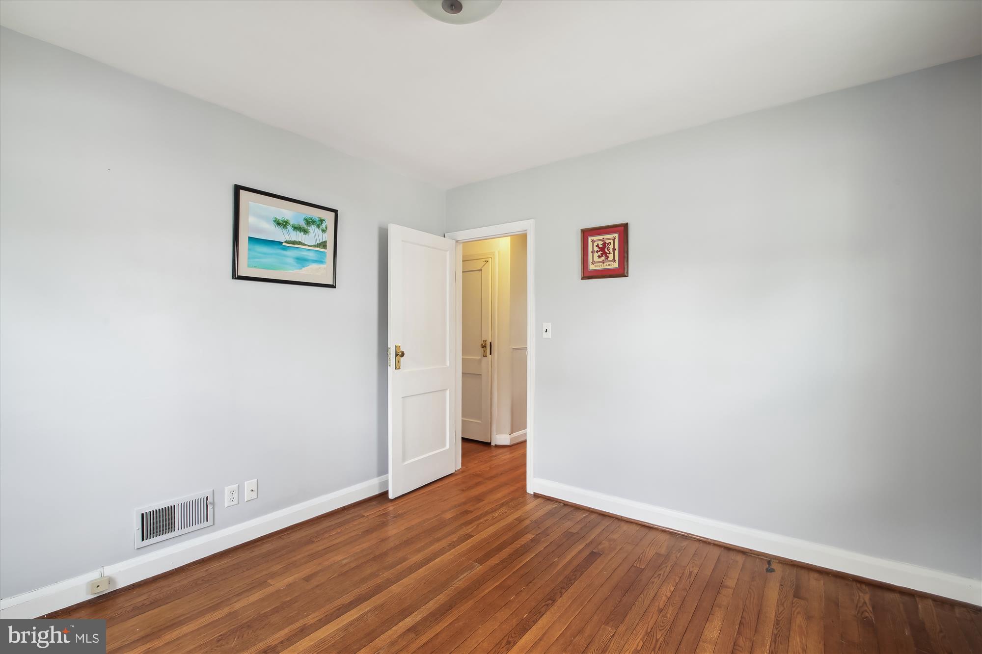 103 Sandsbury Ave