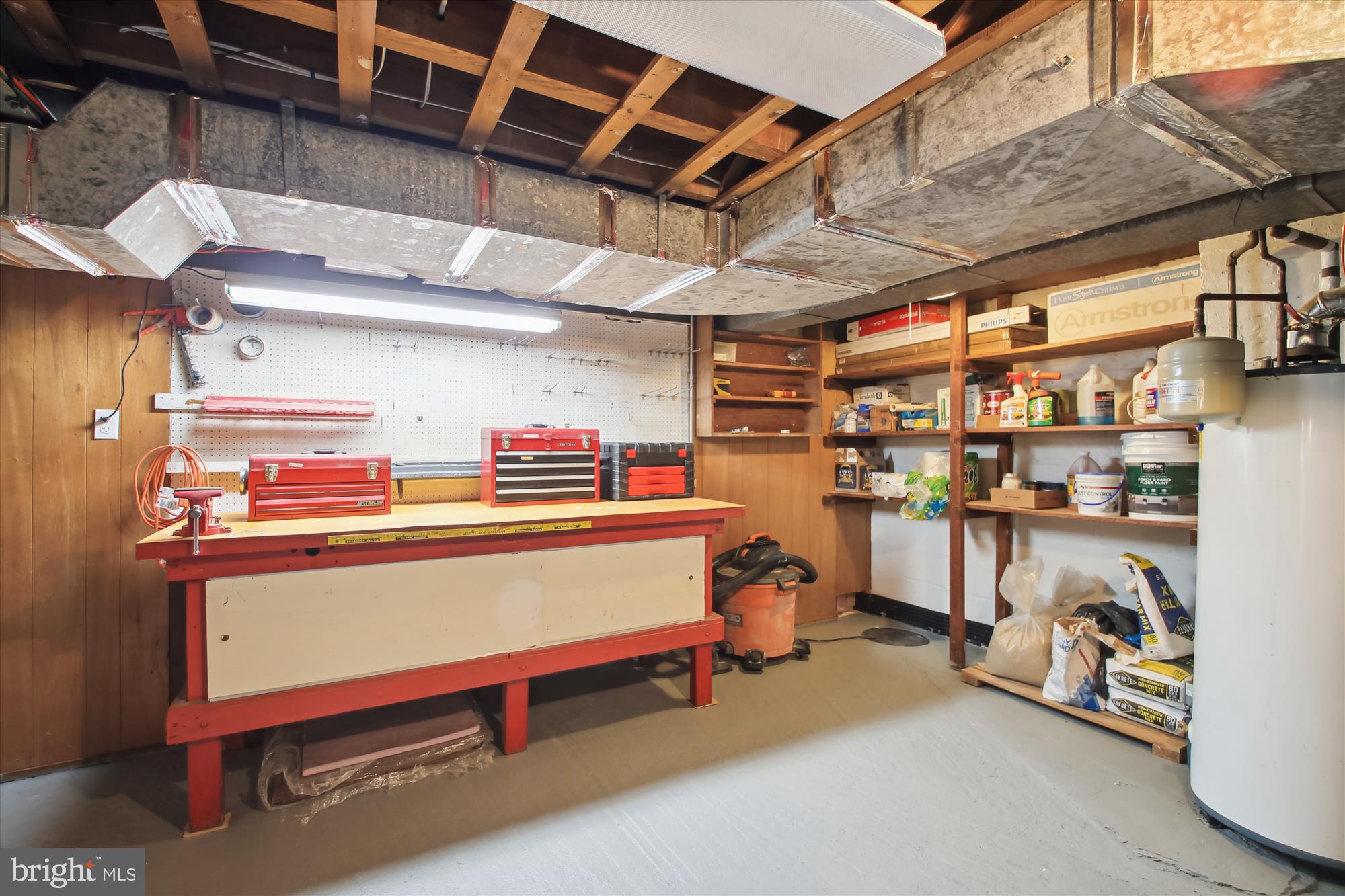 103 Sandsbury Ave