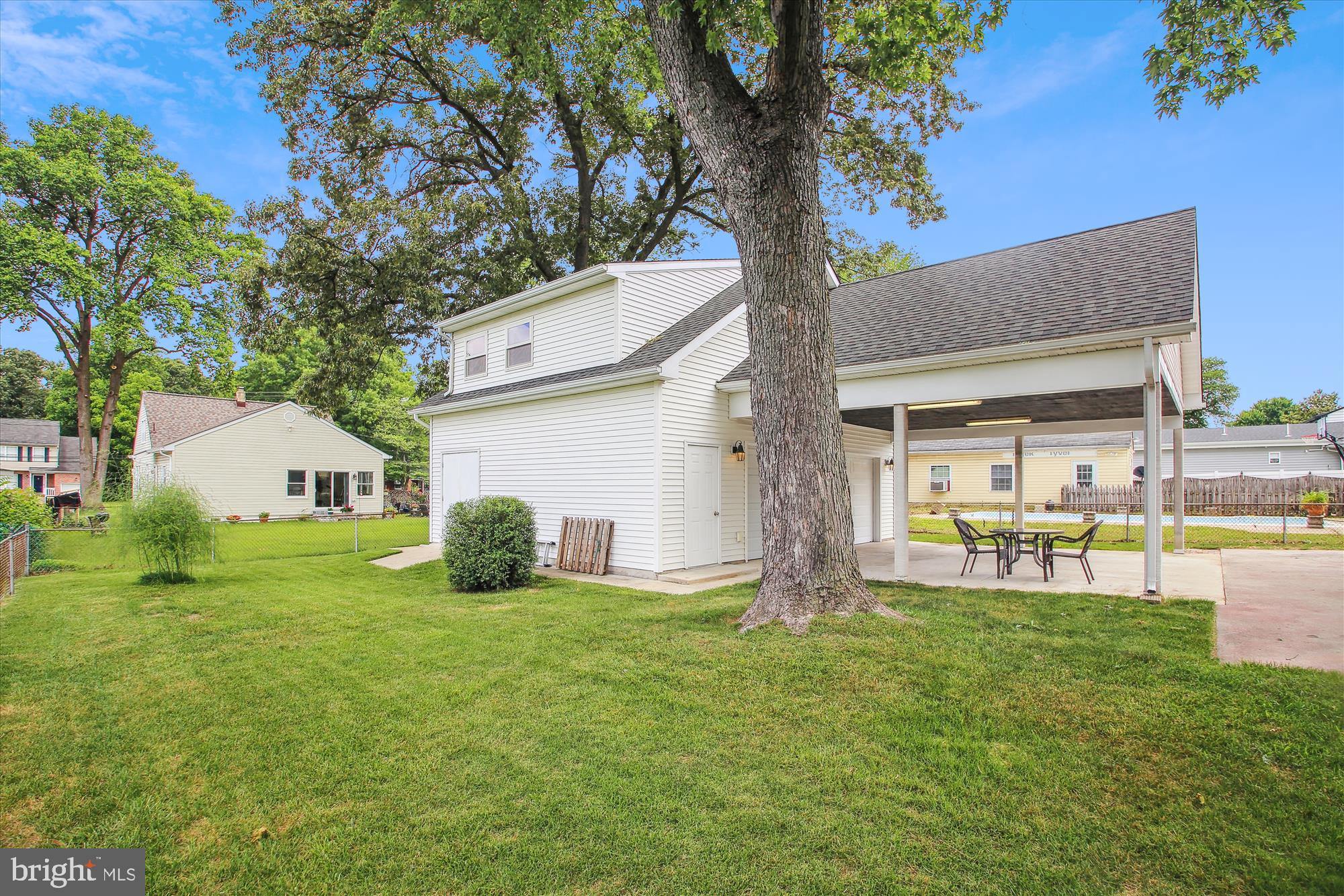103 Sandsbury Ave