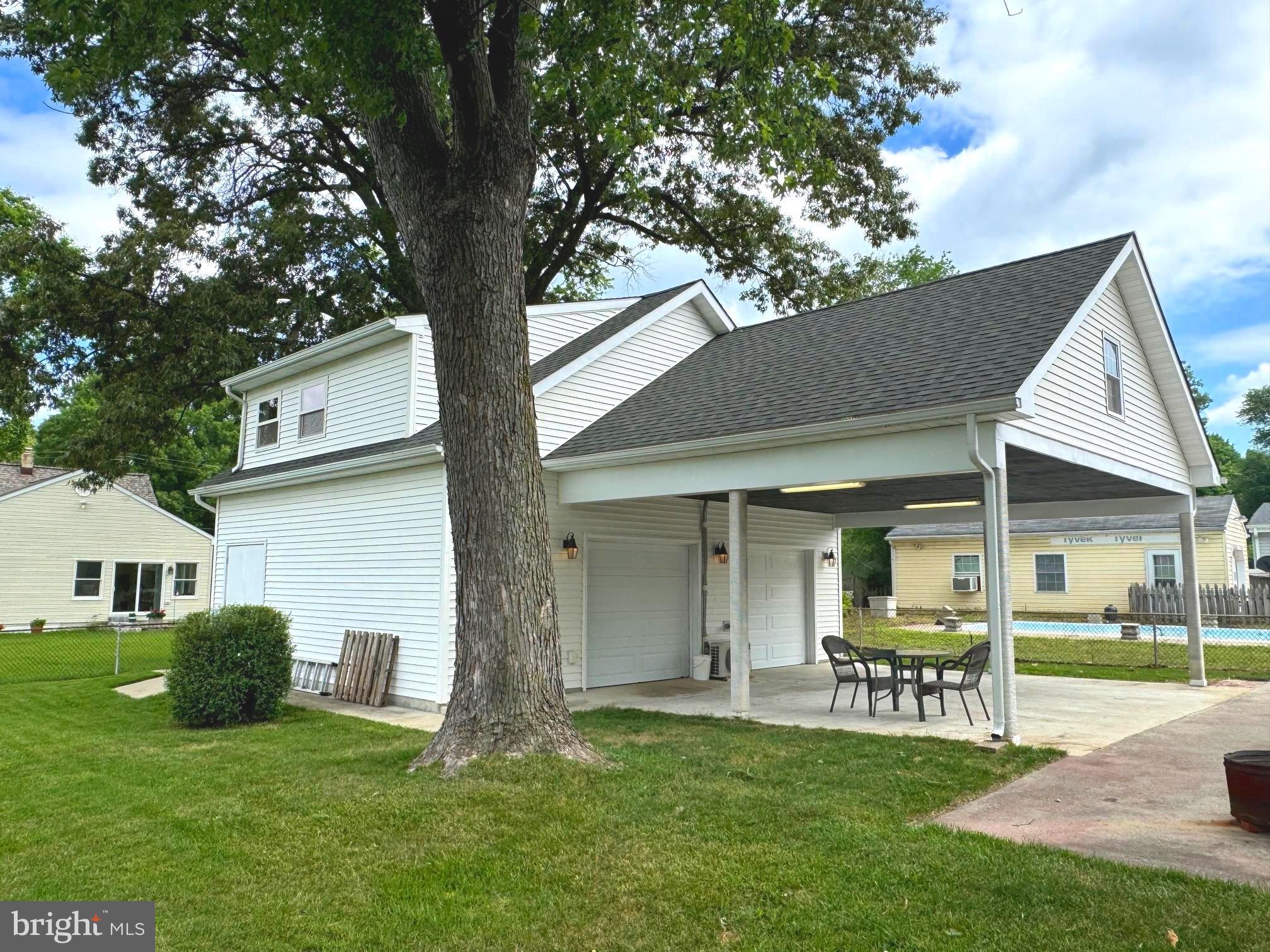 103 Sandsbury Ave