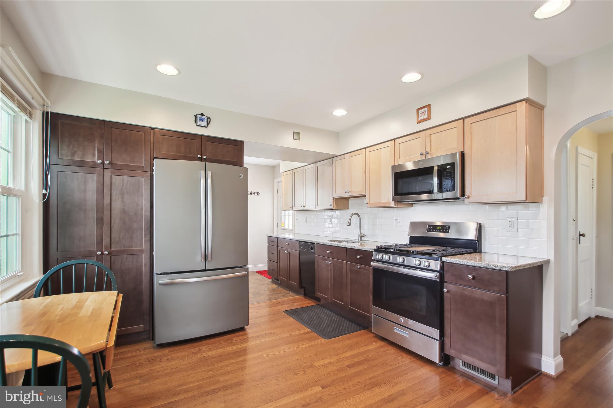 103 Sandsbury Ave