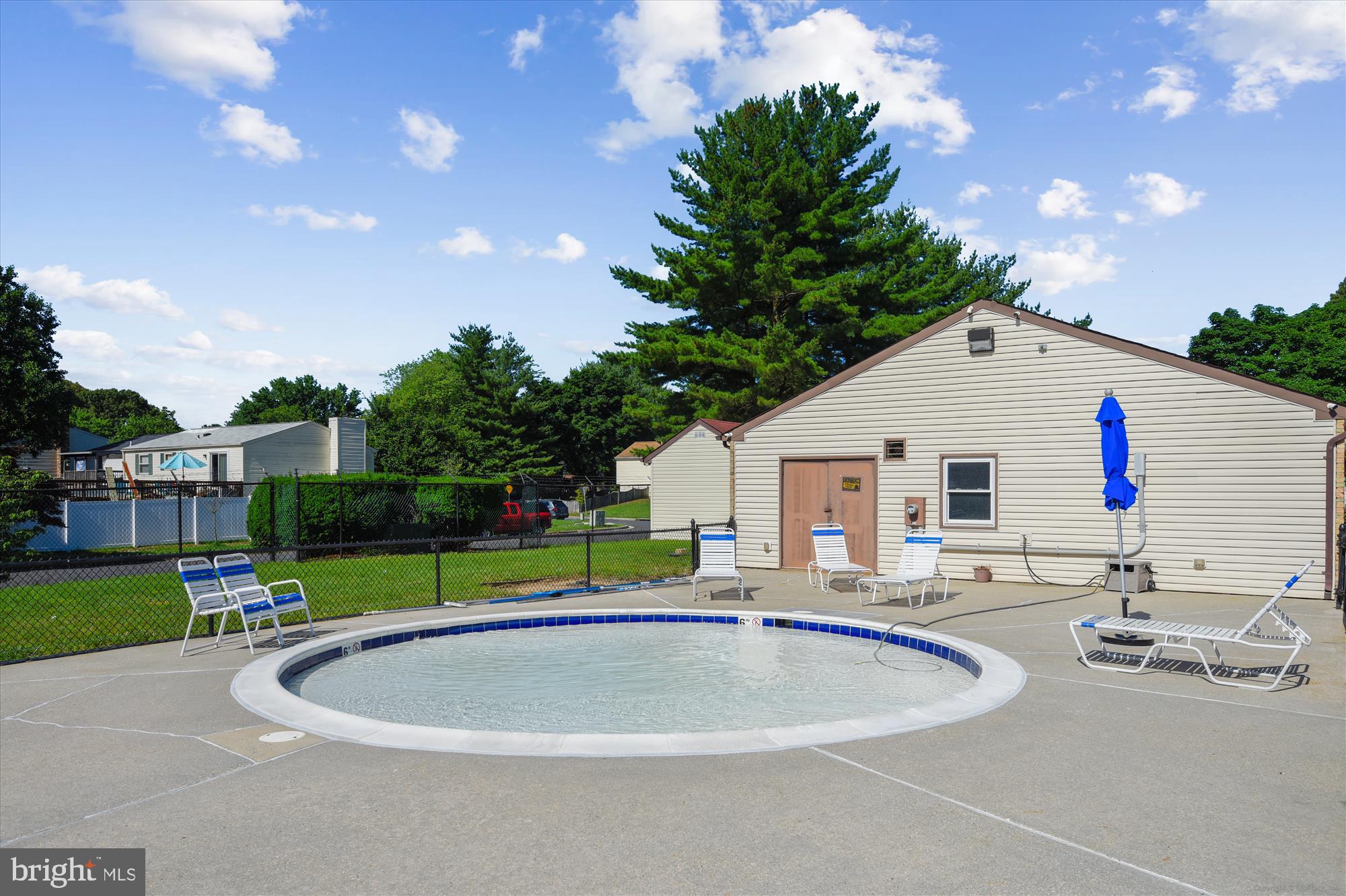 3501-K Lochearn Ct #K