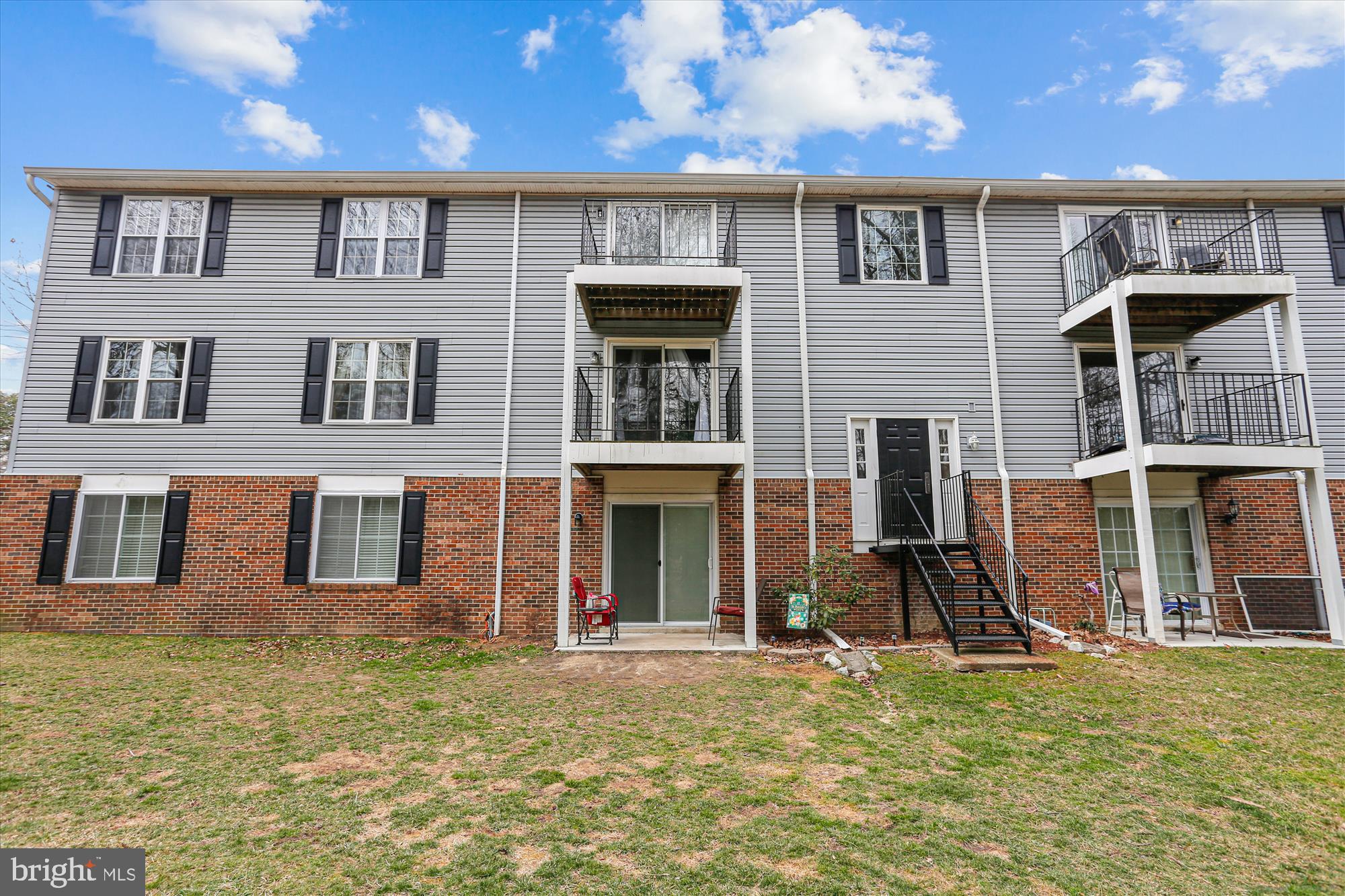 3501-K Lochearn Ct #K