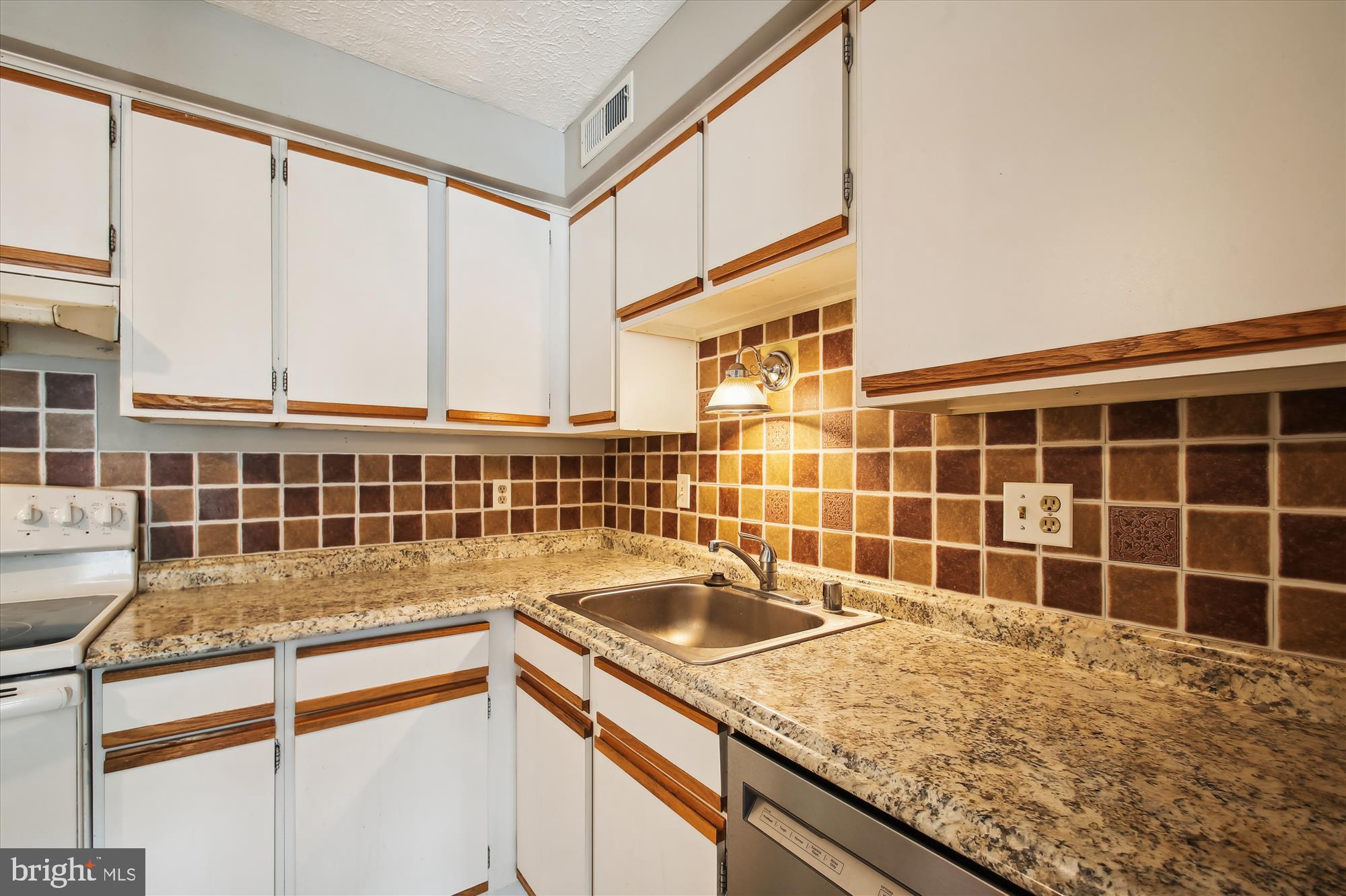 3501-K Lochearn Ct #K