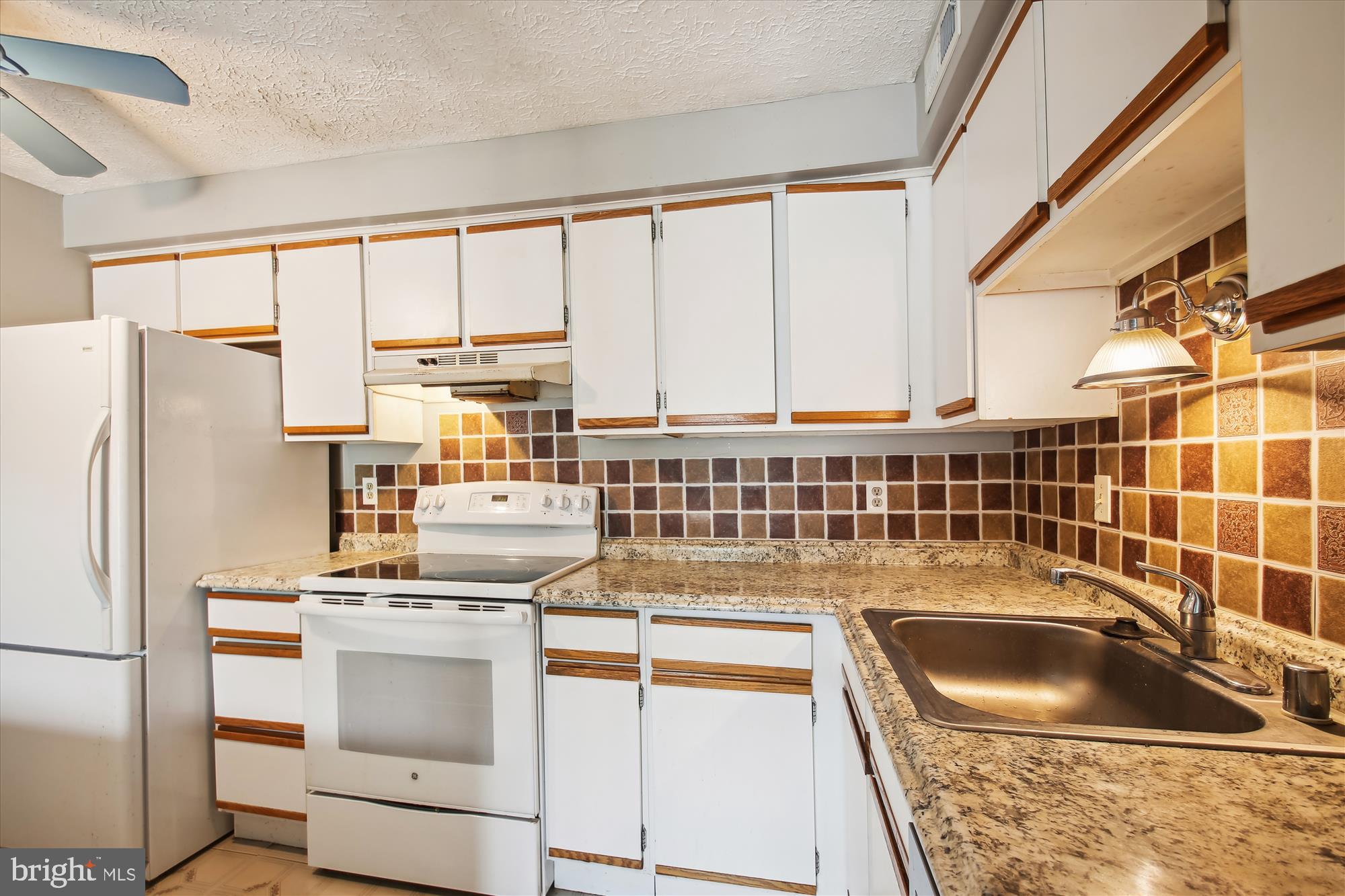 3501-K Lochearn Ct #K