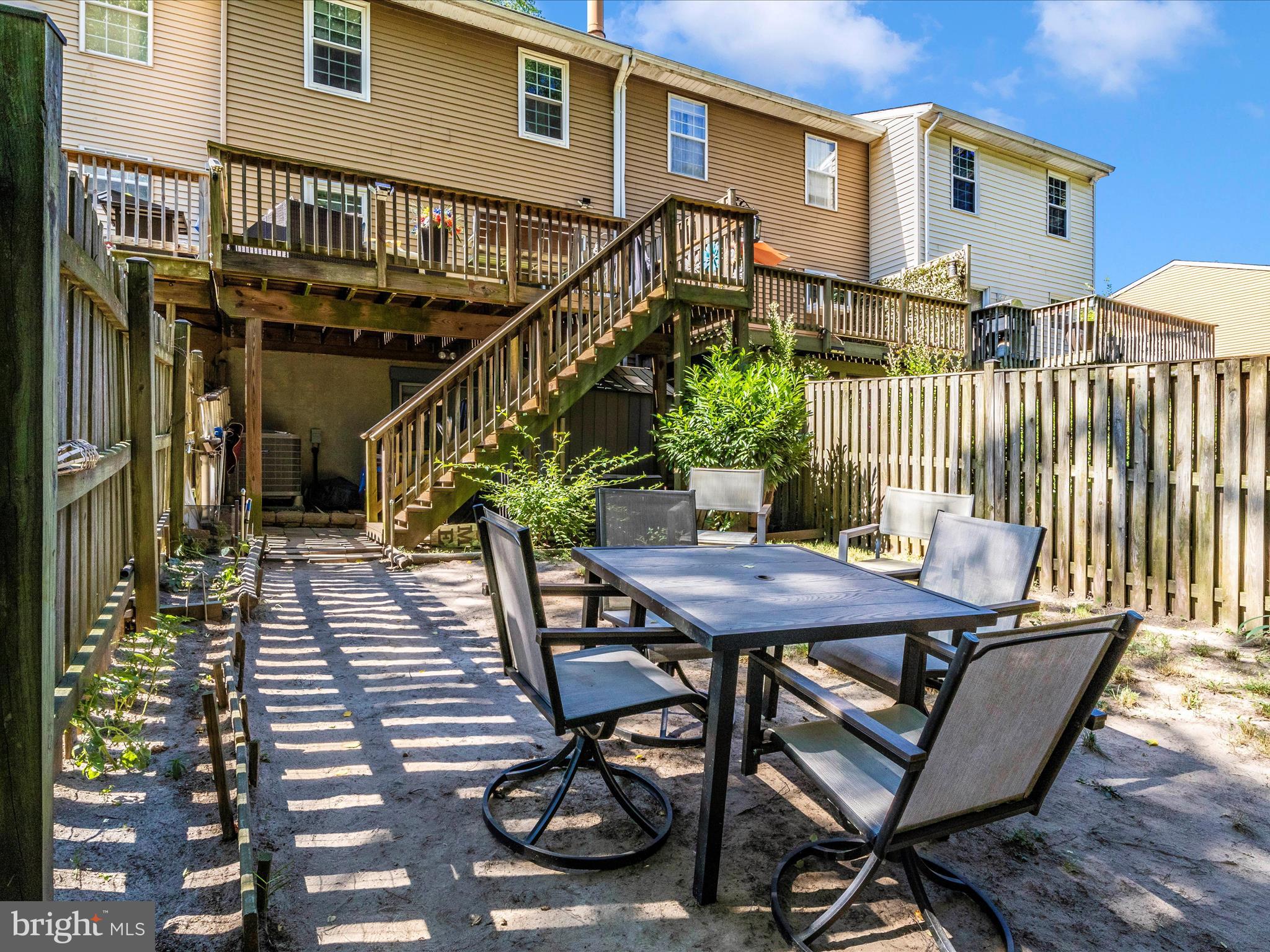 327 Rambling Ridge Ct