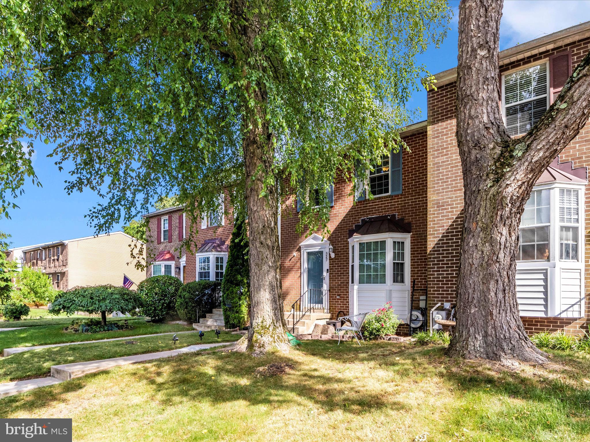 327 Rambling Ridge Ct