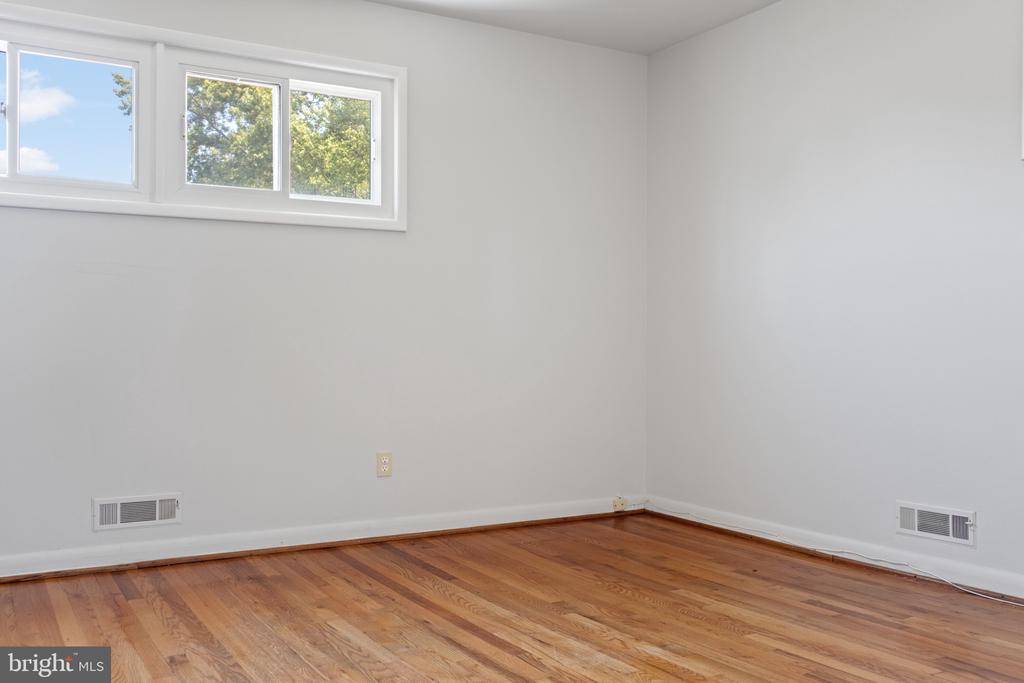 495 Rita Dr