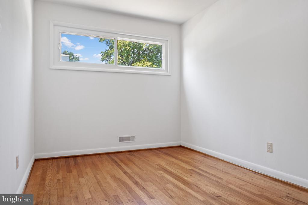 495 Rita Dr