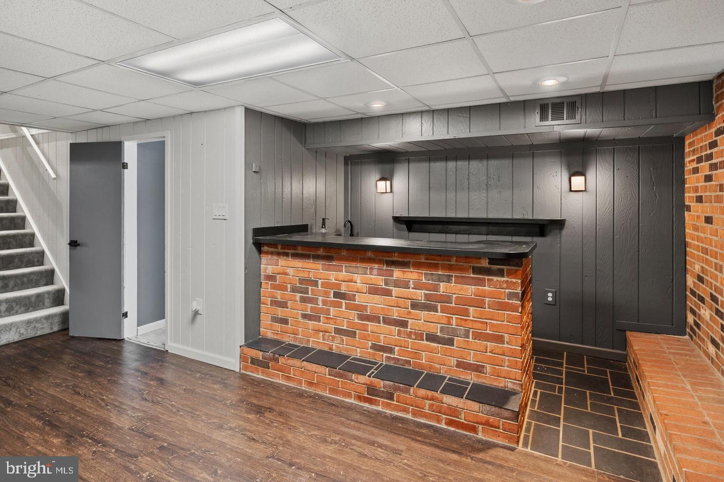 219 Juniper Dr