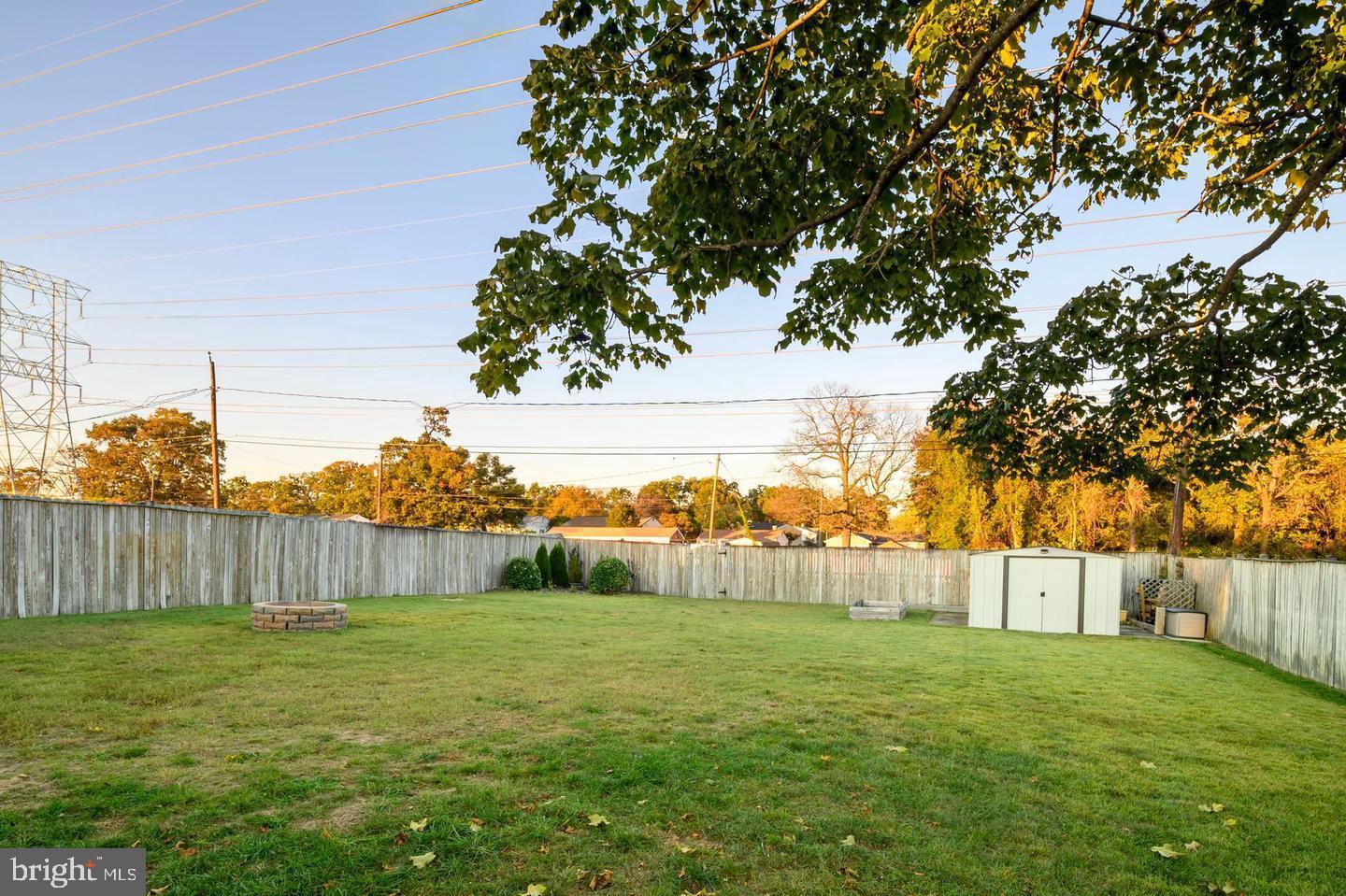 219 Juniper Dr