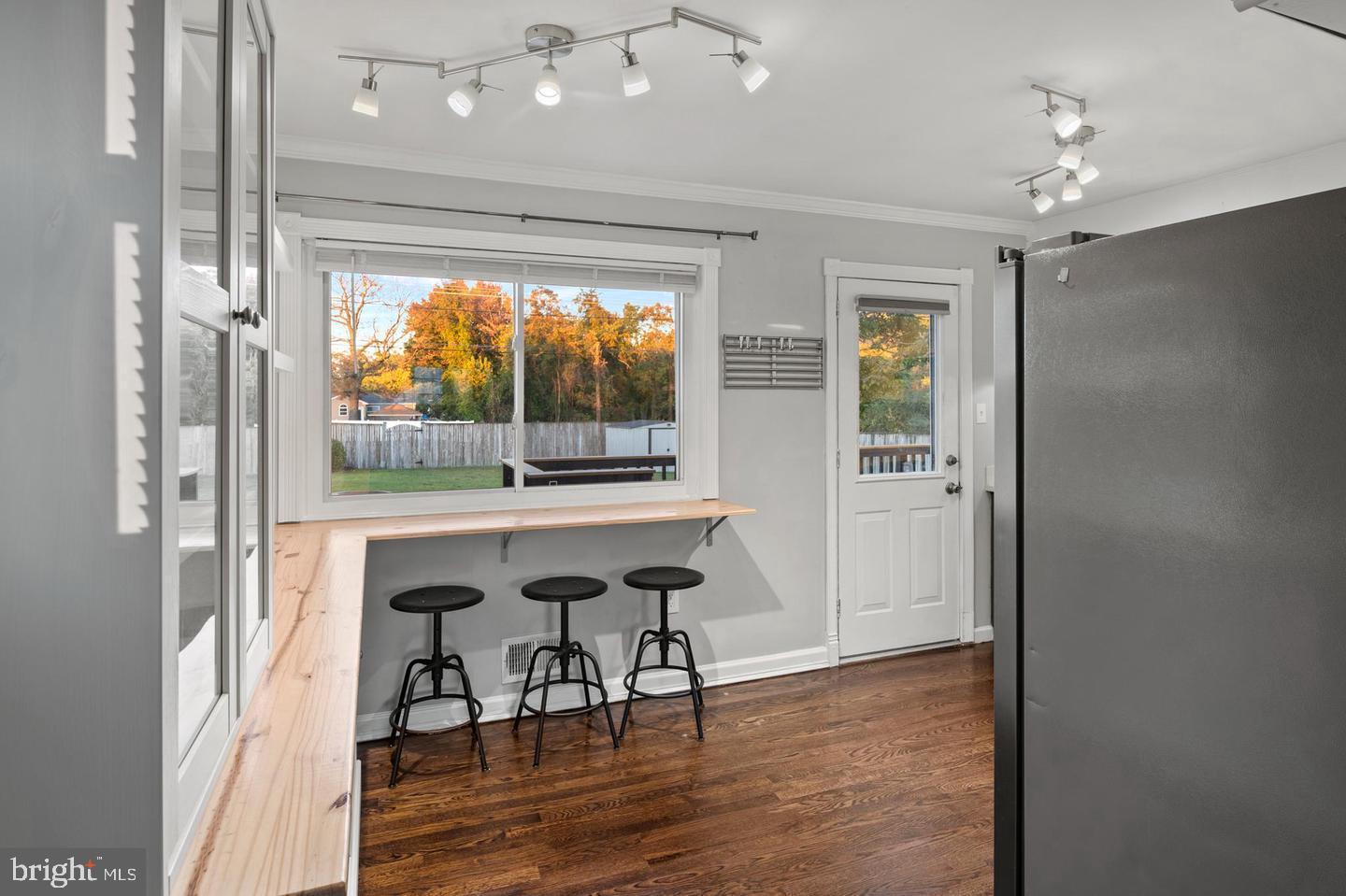 219 Juniper Dr