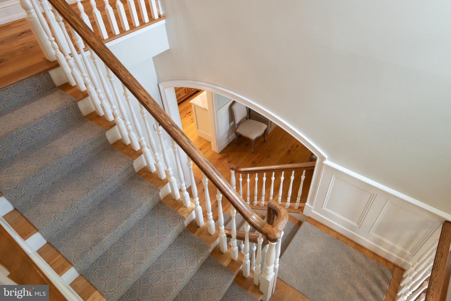 208 Wardour Dr
