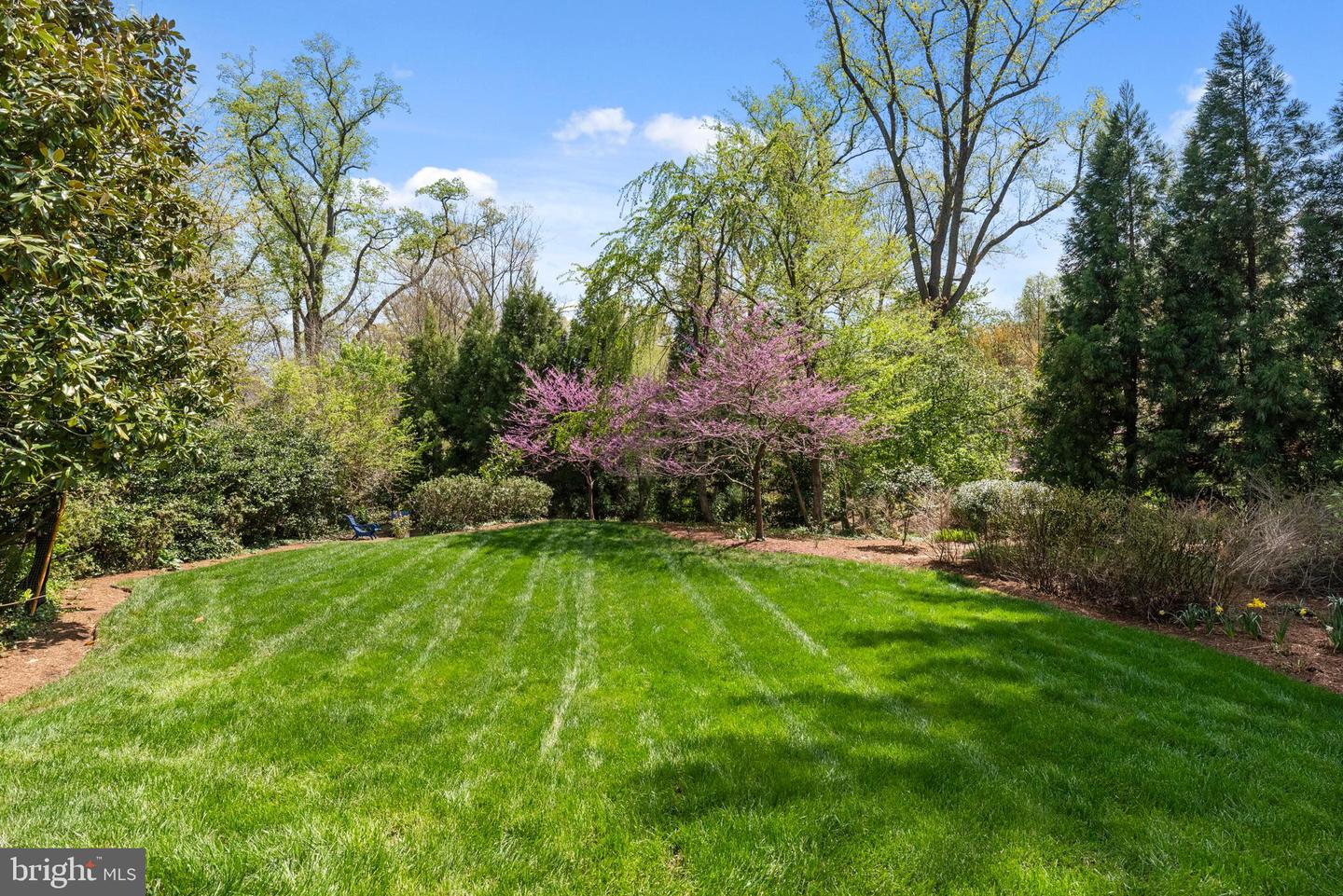 208 Wardour Dr