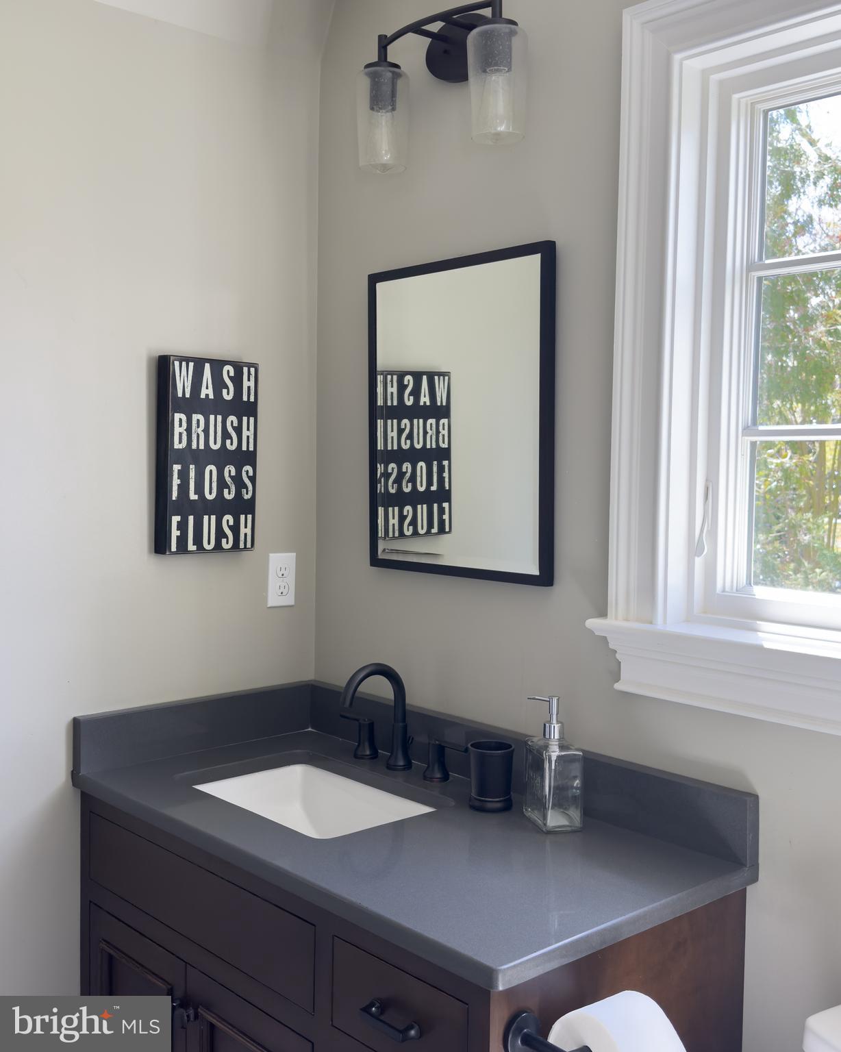 208 Wardour Dr