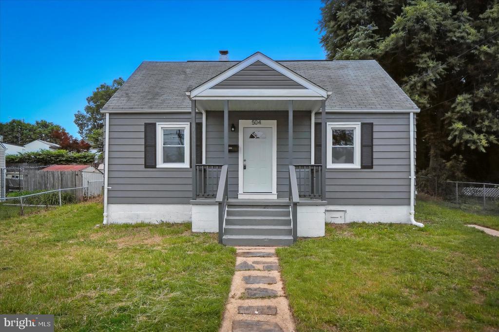 504 Manor Rd