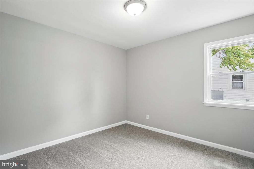 504 Manor Rd