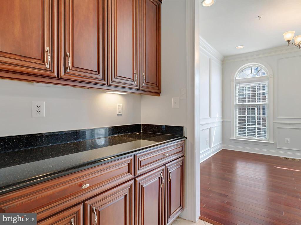 7730 Terraview Ct
