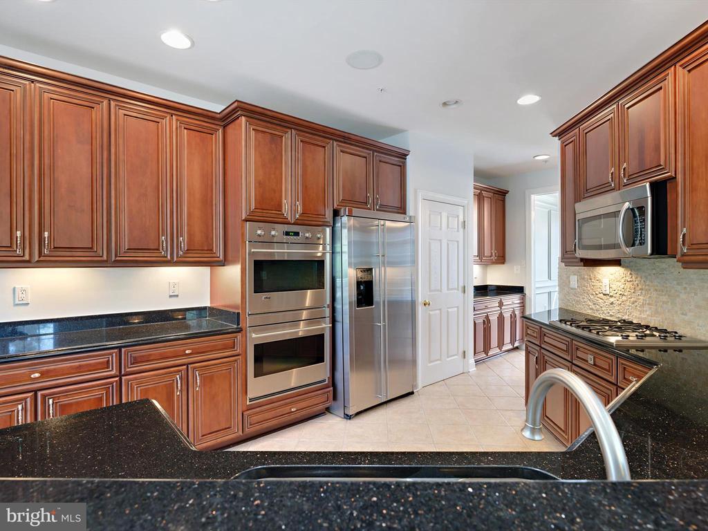 7730 Terraview Ct