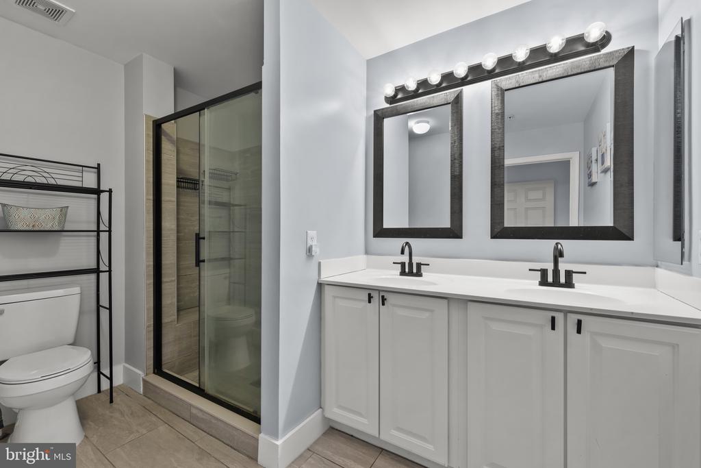 7228 BOSCASTLE LANE