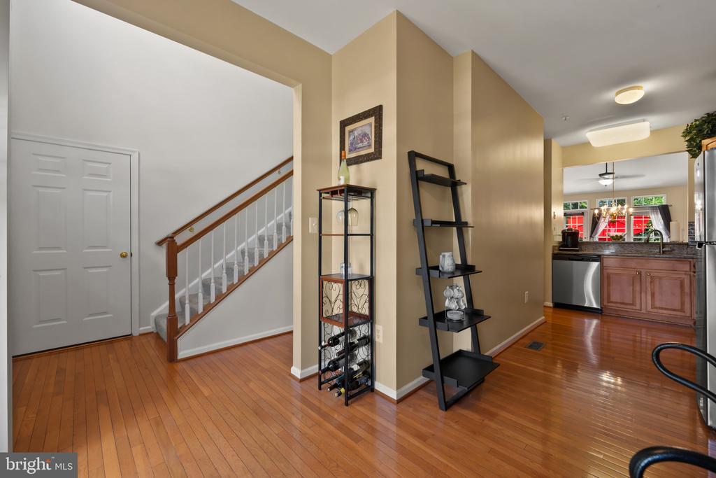 7228 BOSCASTLE LANE