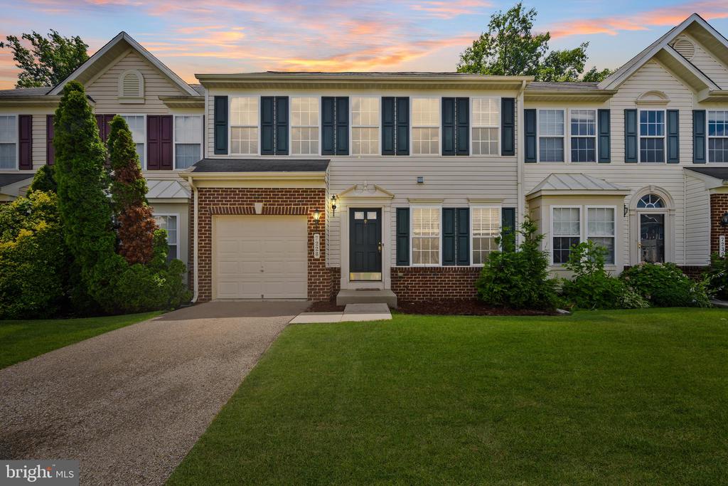 7228 BOSCASTLE LANE