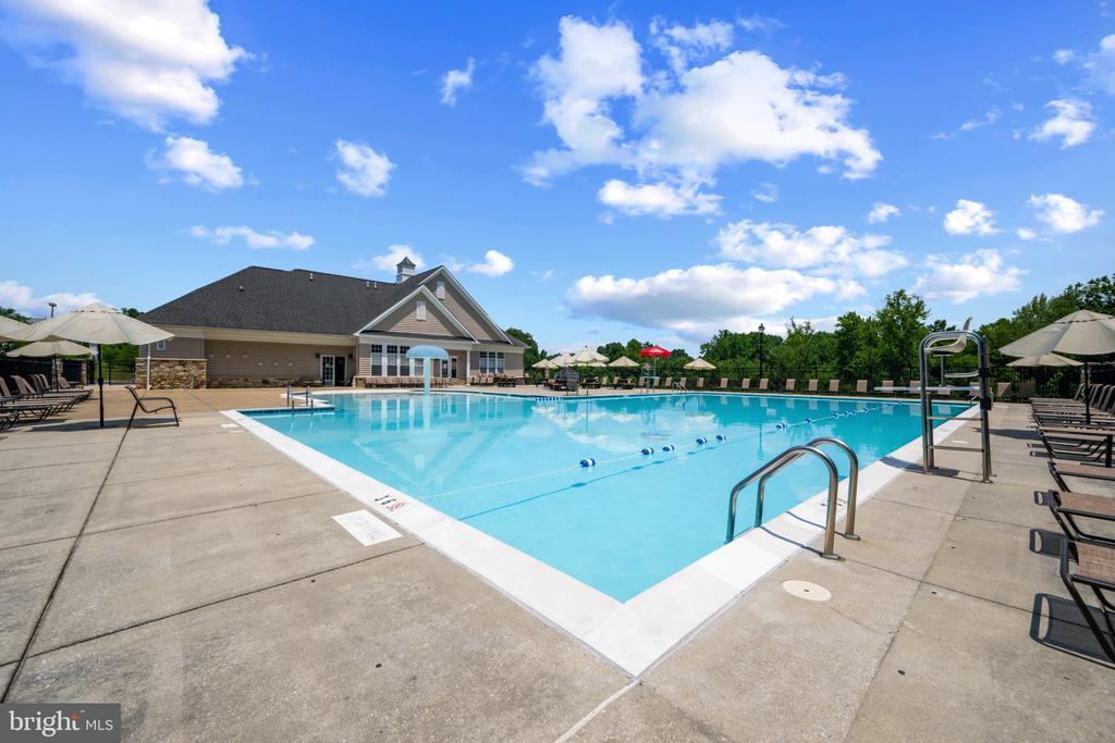 7228 BOSCASTLE LANE