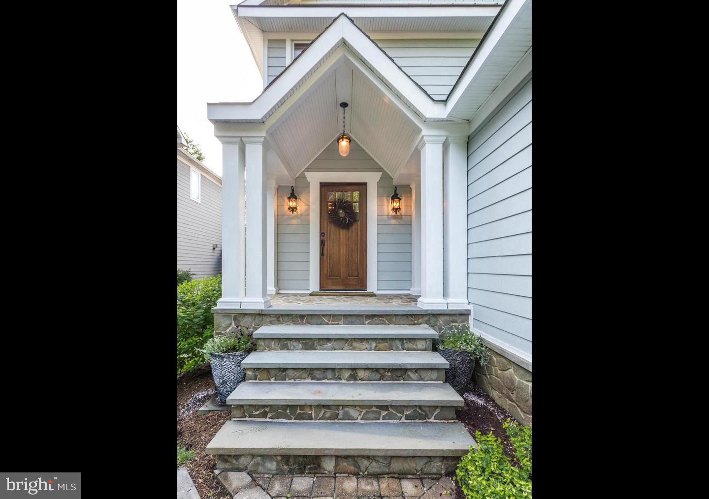 325 Thomas Rd