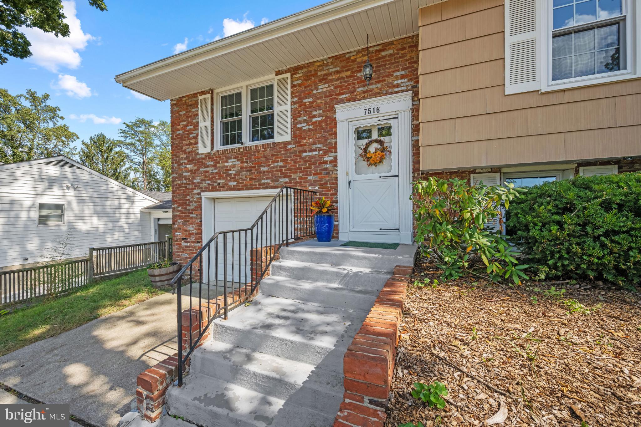 7516 MONTEVIDEO COURT