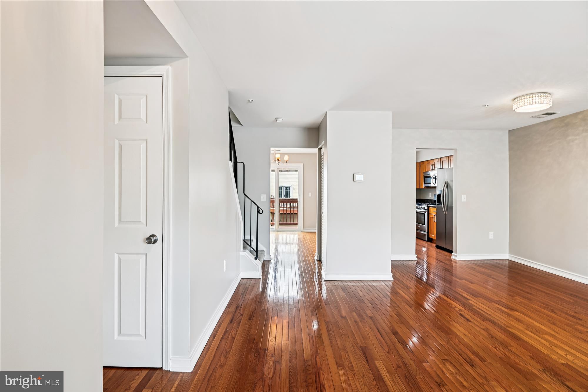 1105 SIMSBURY COURT