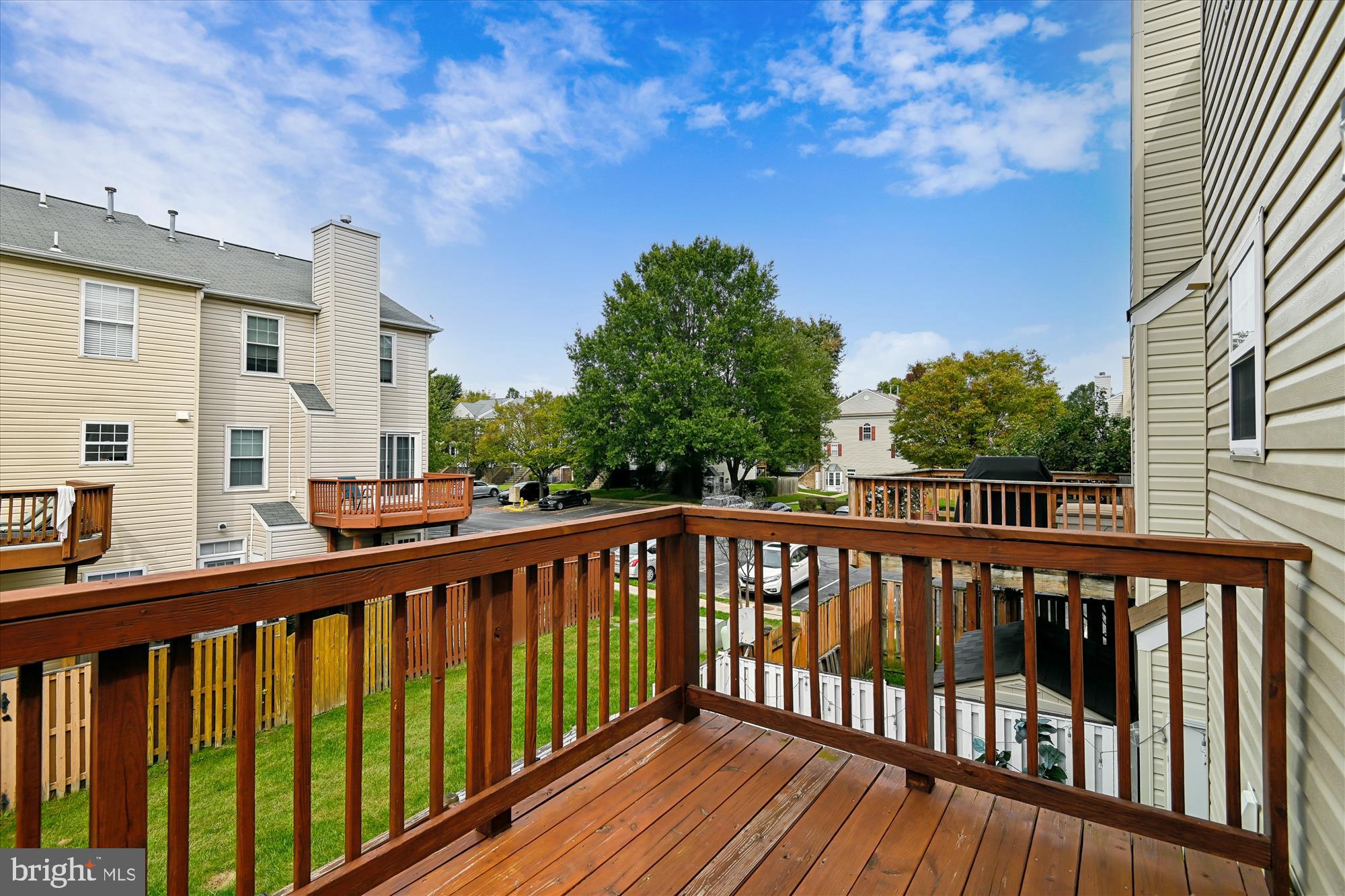 1105 SIMSBURY COURT