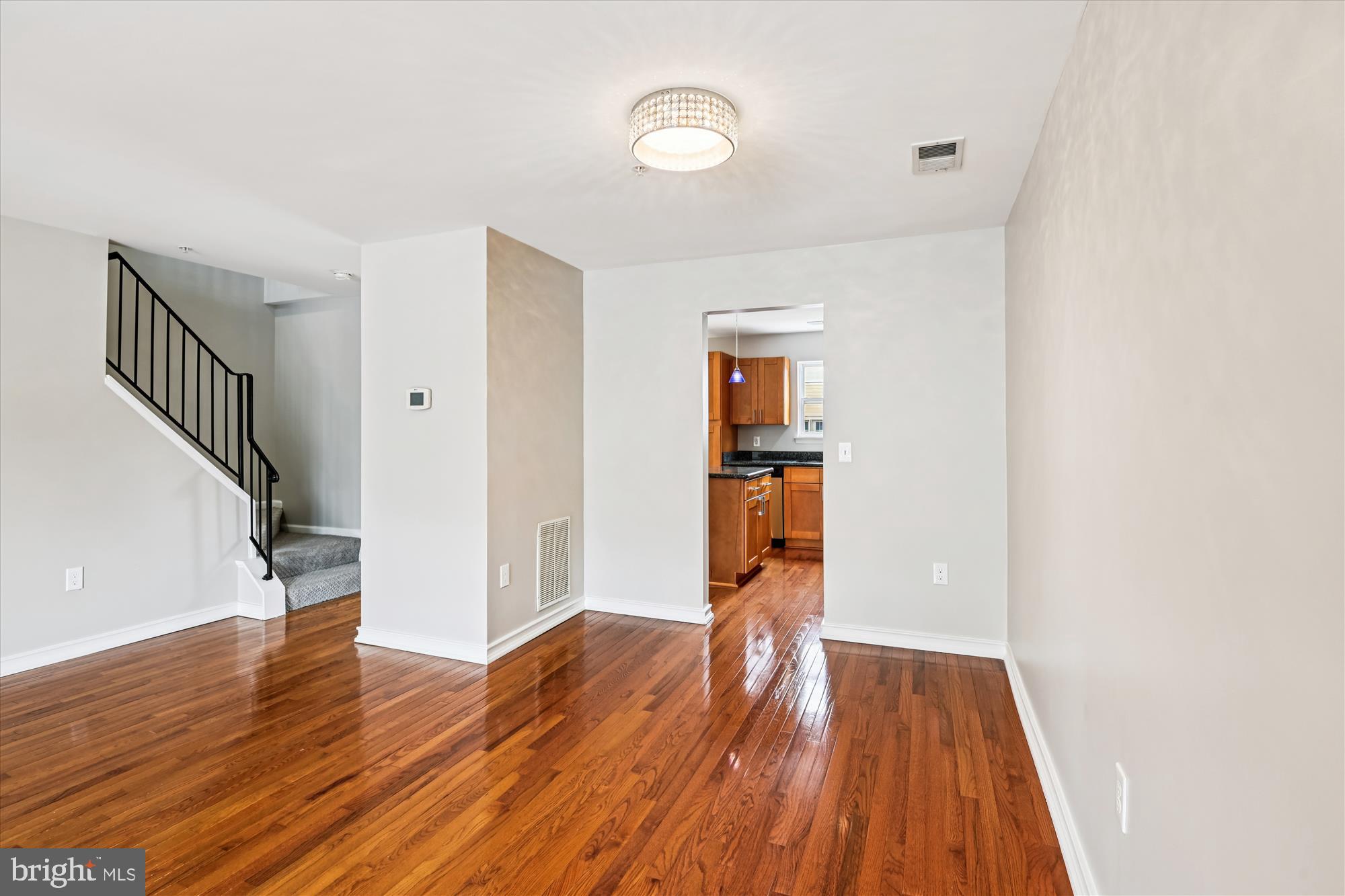 1105 SIMSBURY COURT