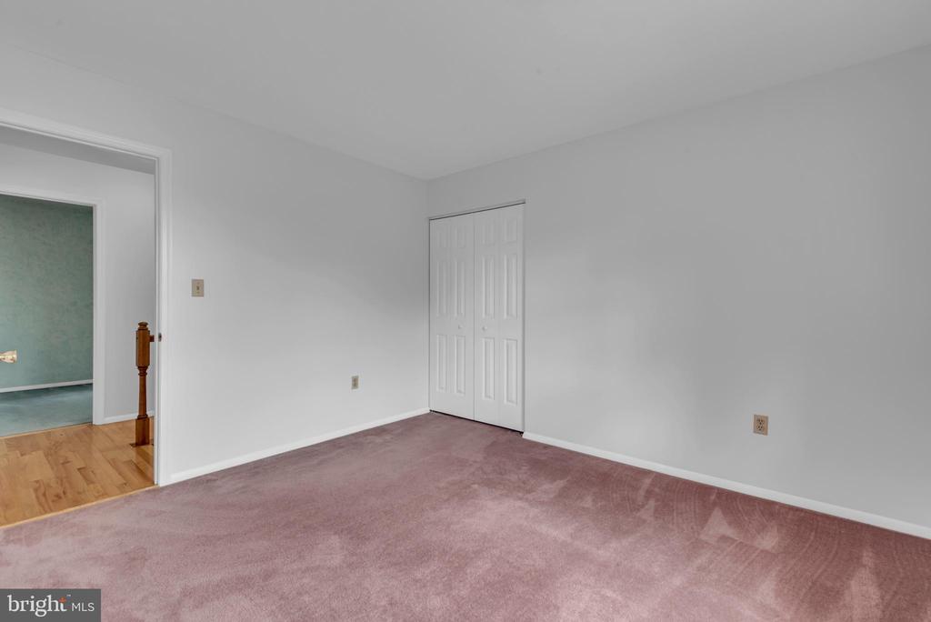 7991 PAULS DRIVE