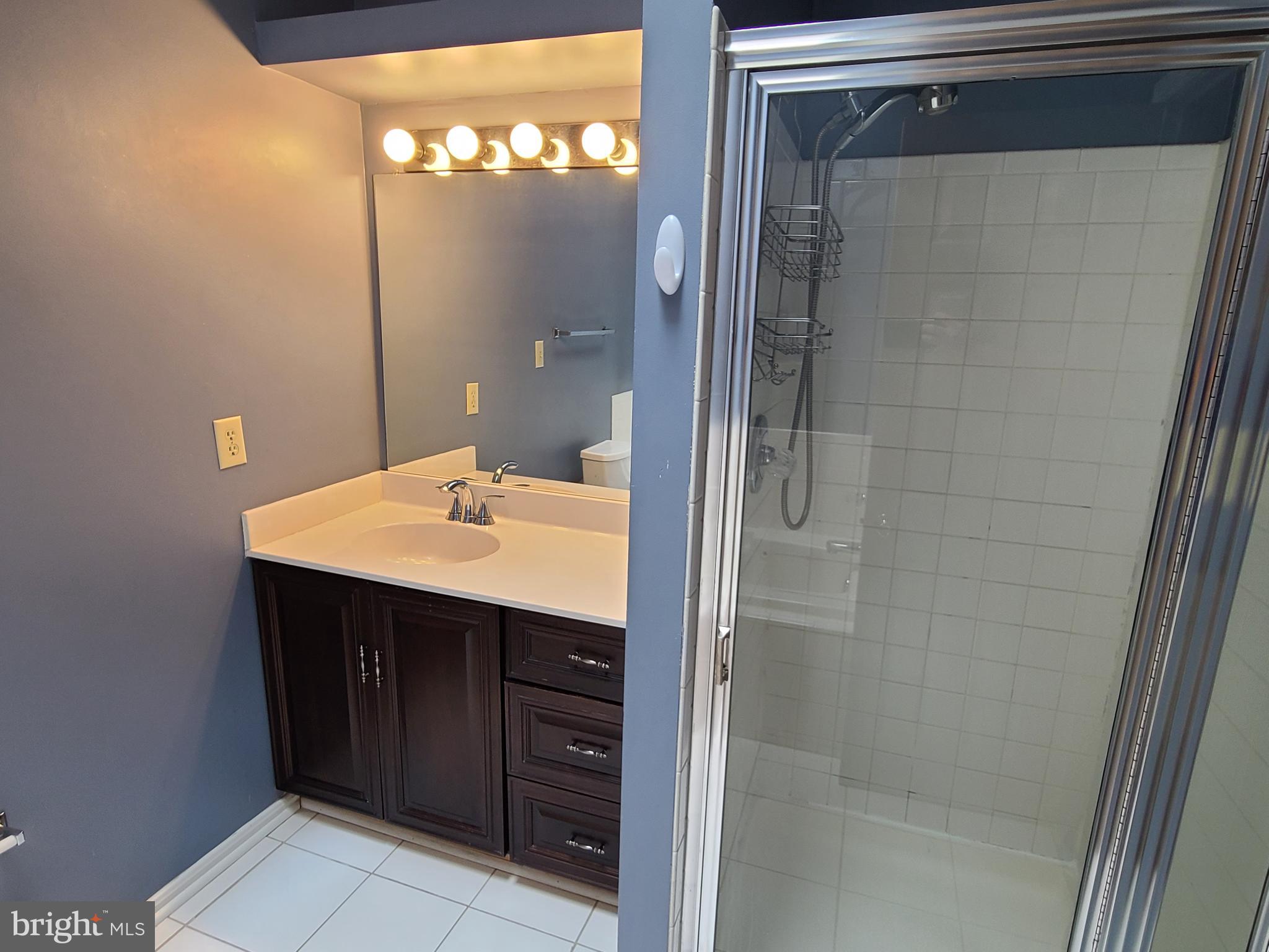 3432 LONDONLEAF LANE