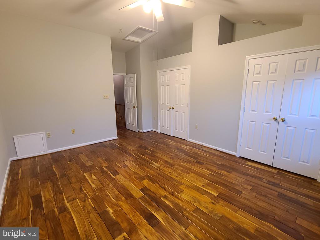 3432 LONDONLEAF LANE