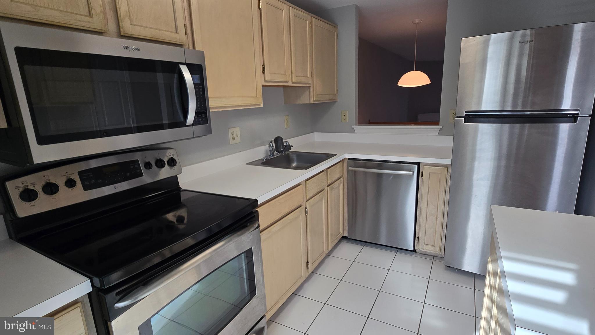 3432 LONDONLEAF LANE