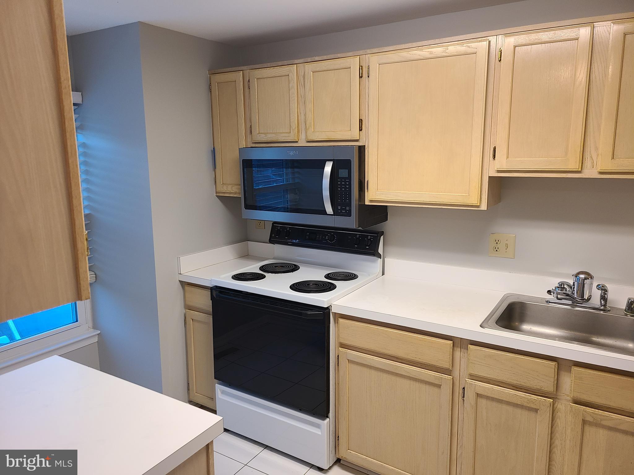 3432 LONDONLEAF LANE